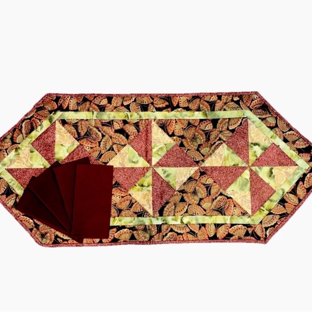 Vintage Geometric Table Runner Butterflies & 4 Napkins